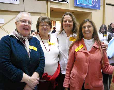 JoBeth Lewer, Patti Sodeberg, Bonie Thompson, Melinda Arndt, Fairfield Volunteer Center, Fairfield Iowa