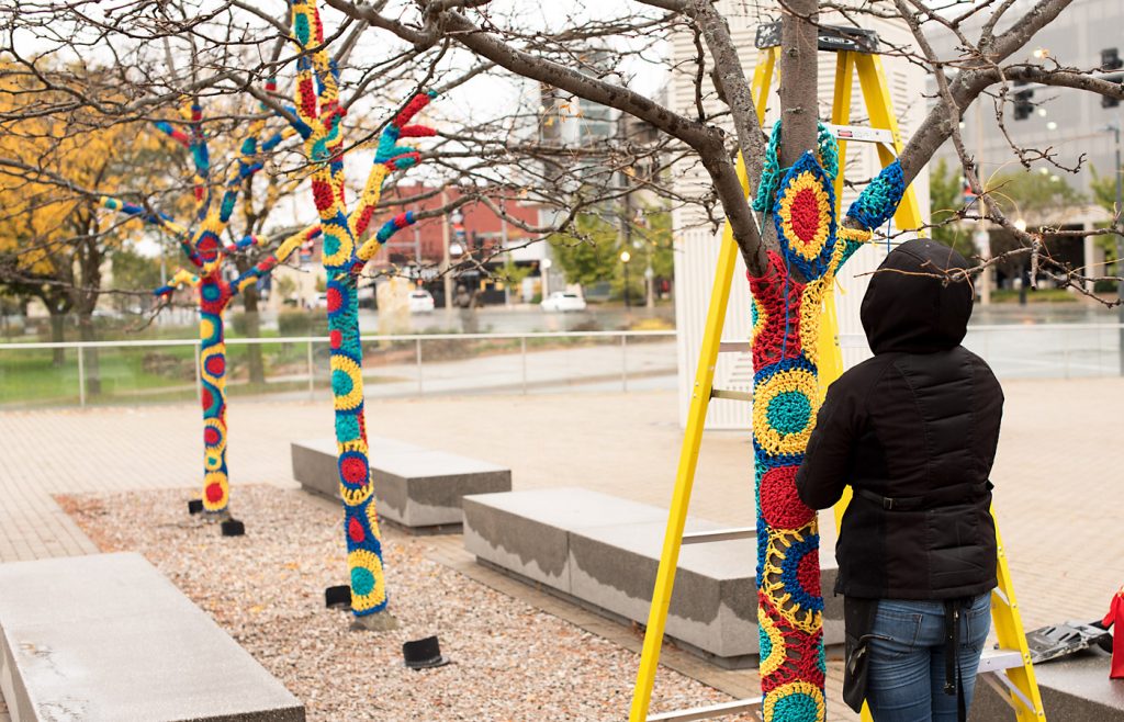yarnbomb