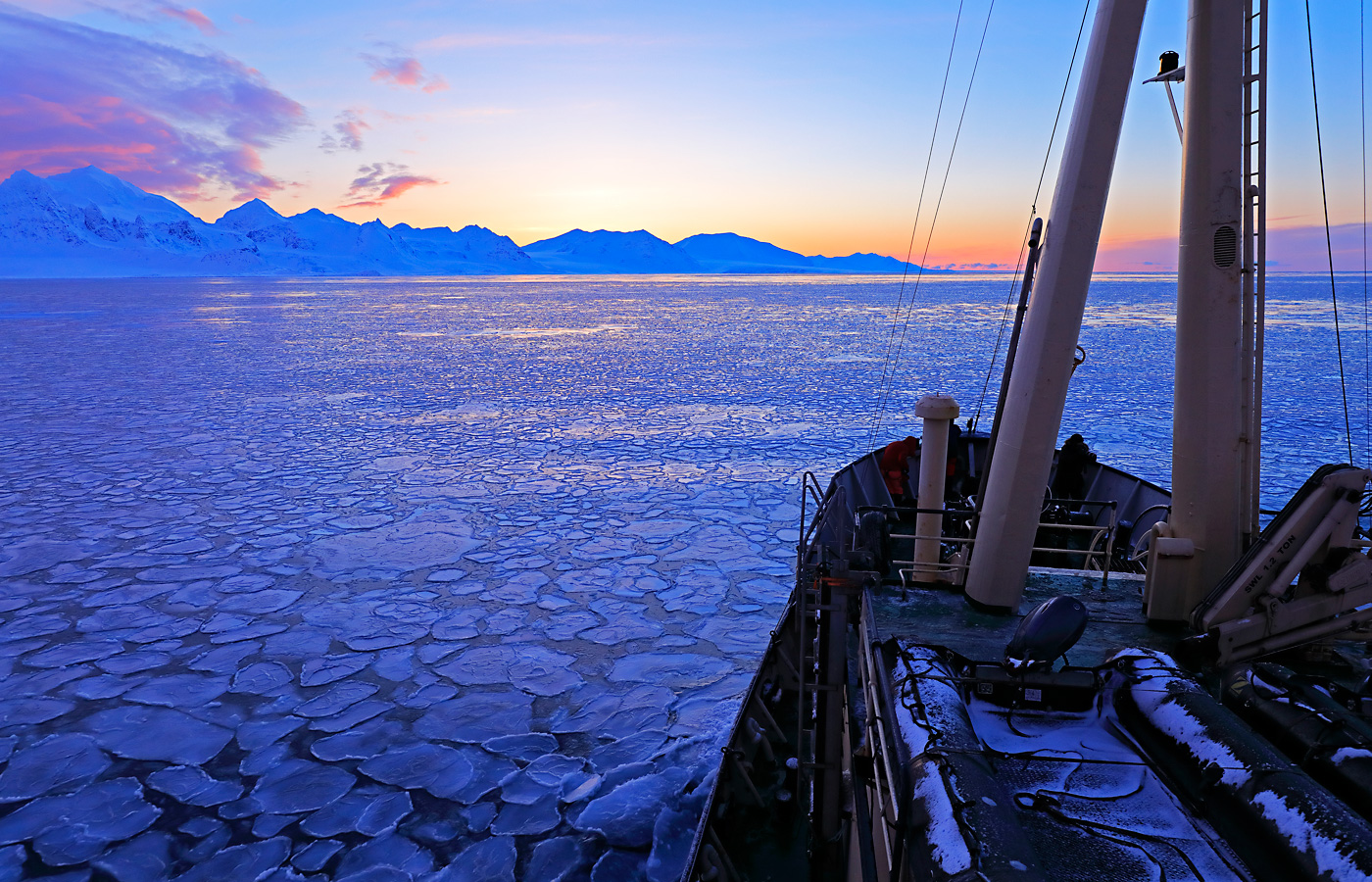 ice breaker, boat at sea